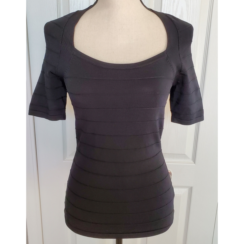 White House Black Market Women's Top Size XS Black Short Sleeve Scoop Neck